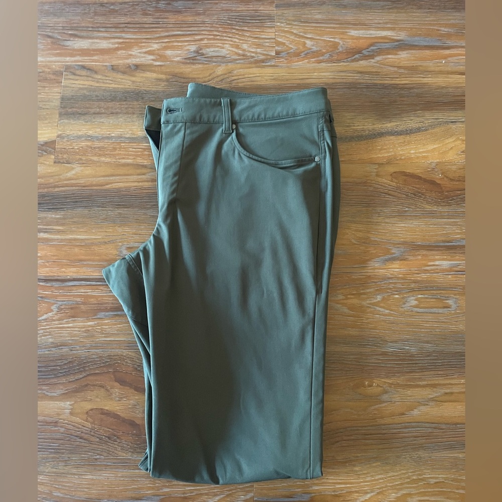Lululemon ABC Skinny Fit Pant